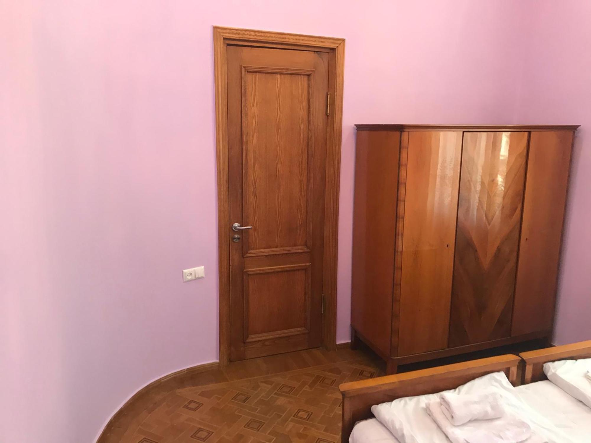 Wooden Museum Hotell Kutaisi Rum bild
